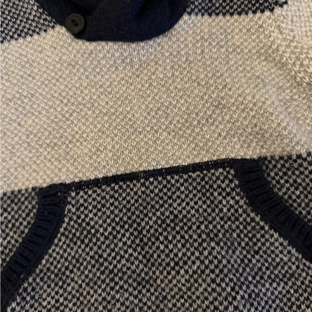 Baby GAP‎ 12-18 mo Turtleneck Sweater in Navy and Gray
